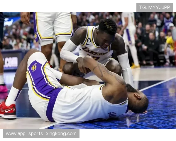 湖人关键两罚命中确保胜利果实 湖人关键两罚命中确保胜利果实