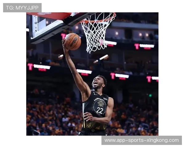 戴维斯强硬封盖出现,洛杉矶稳住最终胜果 戴维斯强硬封盖出现,洛杉矶稳住最终胜果