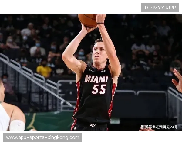 热火借邓肯罗宾逊外线精准点火,进攻突飞猛进