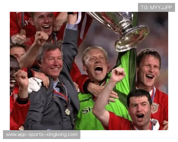 曼联攻防转型，弗爵遗产下的新战术体系，曼联主帅弗格森介绍